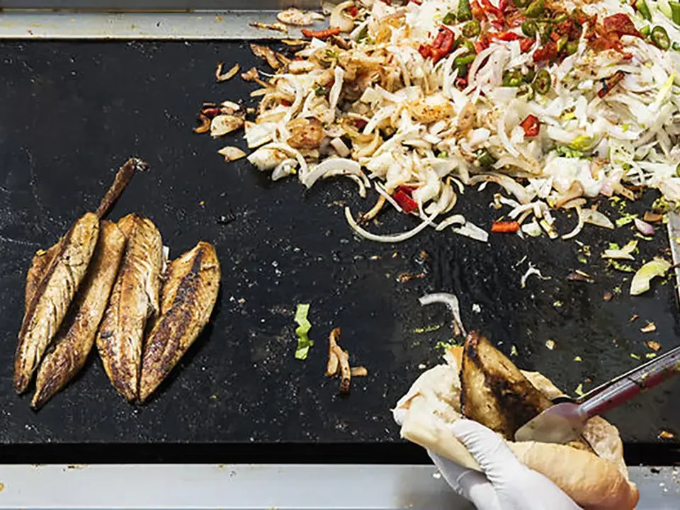 istanbul fish sandwich